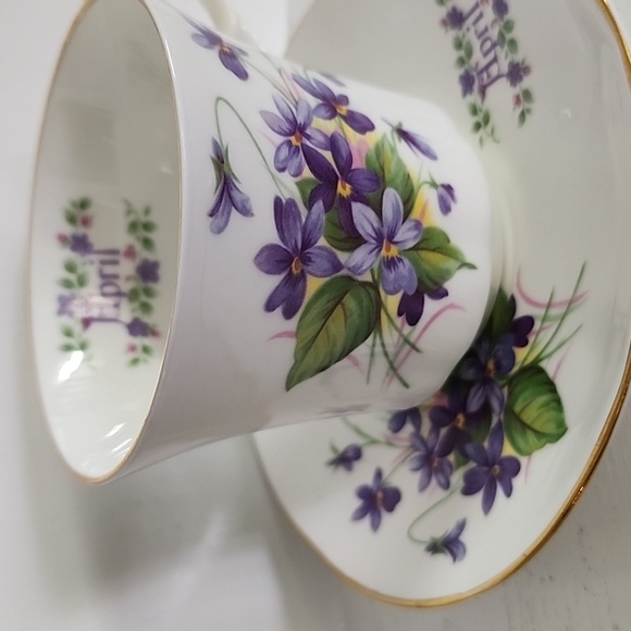Springfield April Violets Teacup & Saucer England Bone China - Picture 6 of 8